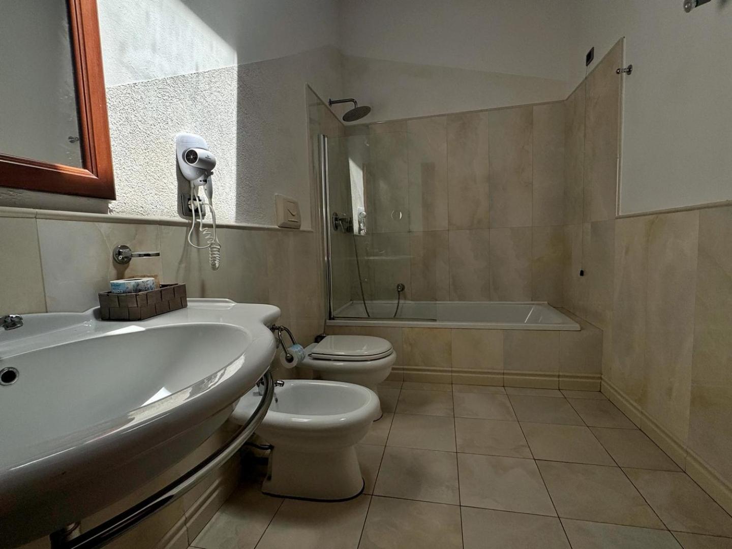 Comfort Triple Room